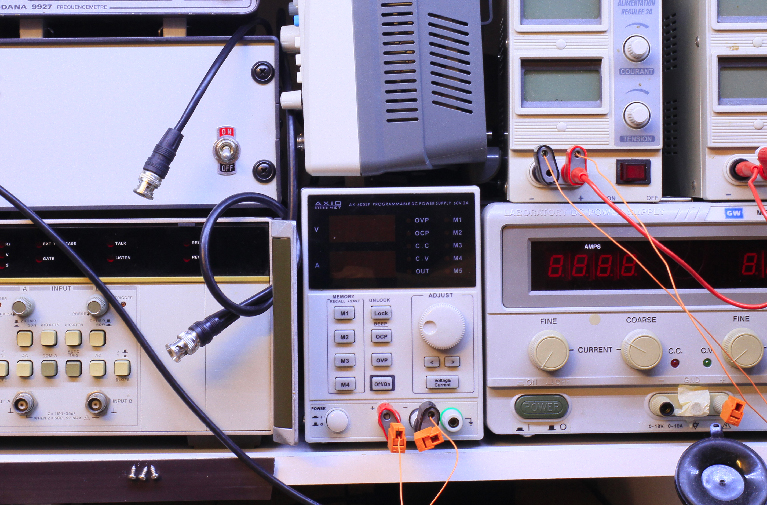 Reverse-engineering d’une alimentation numérique et contrôle avec bash